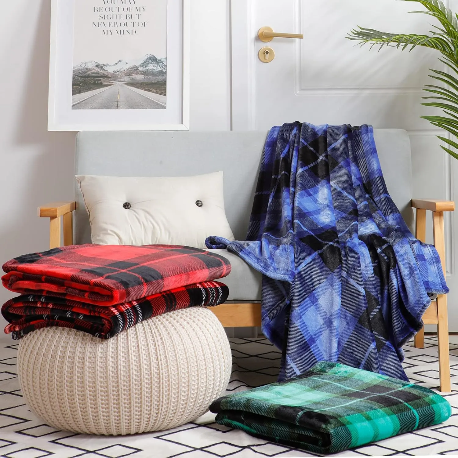 SOCHOW Flannel Fleece Throw Blanket 60 x 80 Inches, All Season Plaid Blue Blanket for Bed, Couch, Car